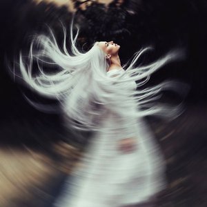 photos-fantasy · surreal · photograph · mysterious