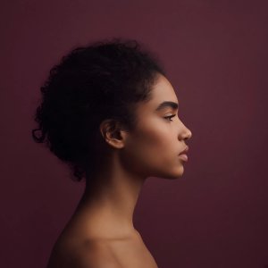 portraits-gel · Strong Studio Profile Of A Figures Head And