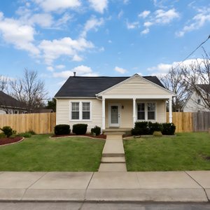 photos-misc · Photo Of Single Family Home Meant For Mls